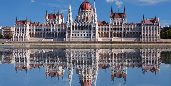 CRUCEROS BUDAPEST HUNGRIA CRUCEROS DANUBIO CRUCEROS FLUVIALES DANUBIO RIIVER CRUISES DANUBE CRUISES BUDAPEST HUNGARY CRUISES ART CRUISES